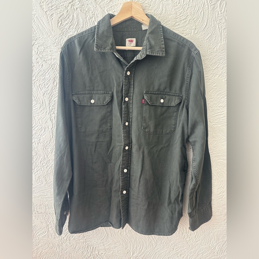 Levi’s Men’s Button Down